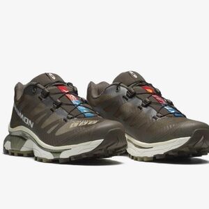 Brand new Salomon XT-4 aurora borealis size 46 / US11.5